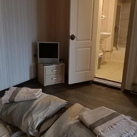 кімнати поруч з автовокзалом Guest house *
