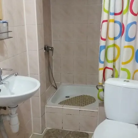 кімнати поруч з автовокзалом Guest house