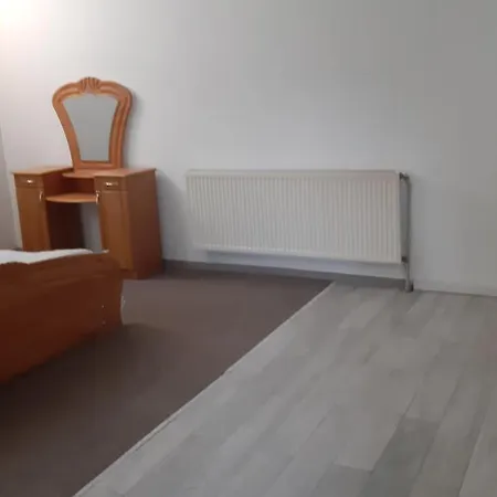 Maison d'hôtes кімнати поруч з автовокзалом *